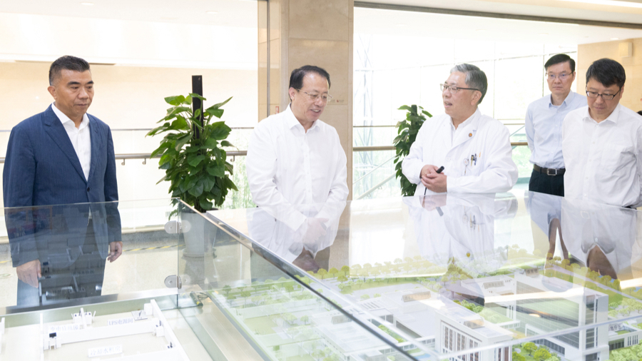 推动粒子治疗更加可及可享!龚正调研上海市质子重离子医院 第1张 推动粒子治疗更加可及可享!龚正调研上海市质子重离子医院 第1张