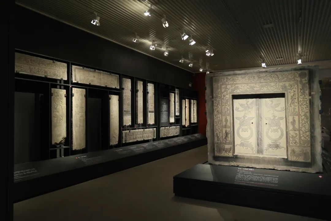 西安碑林“石刻艺术室”焕新:从汉画像石看到唐代石虎