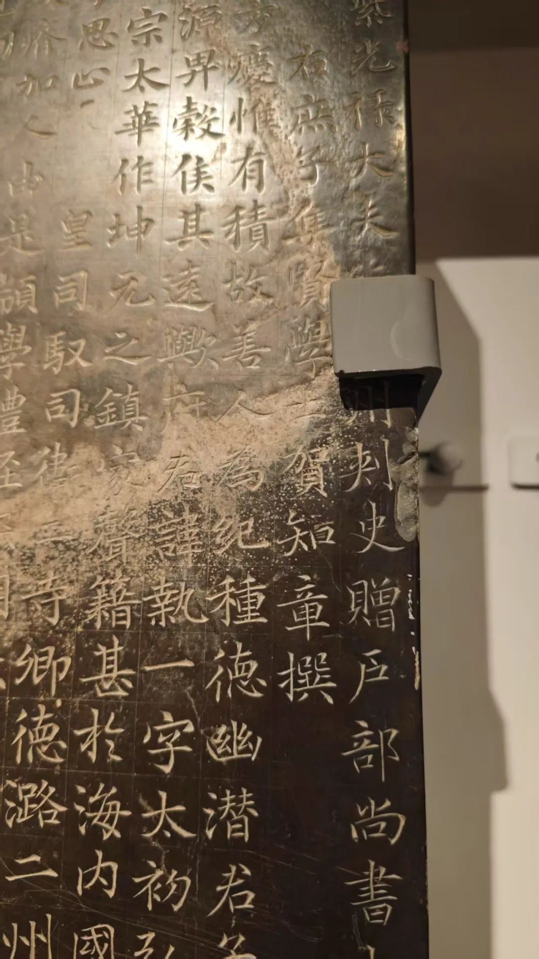 西安碑林“石刻艺术室”焕新:从汉画像石看到唐代石虎