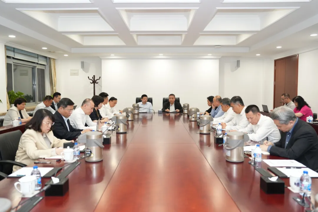 复旦大学党委第一时间传达学习习近平总书记给复旦大学建校120周年的贺信精神