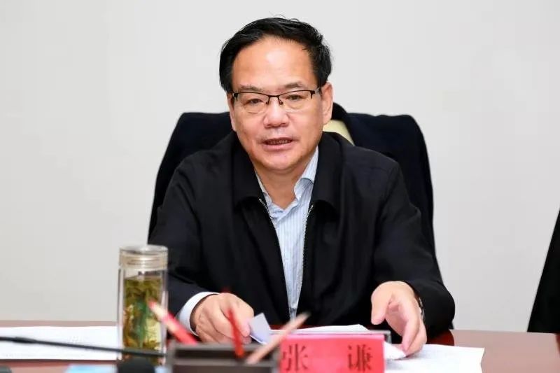 长期“带彩”打麻将、既收又送，青海省委政法委原副书记张谦被公诉