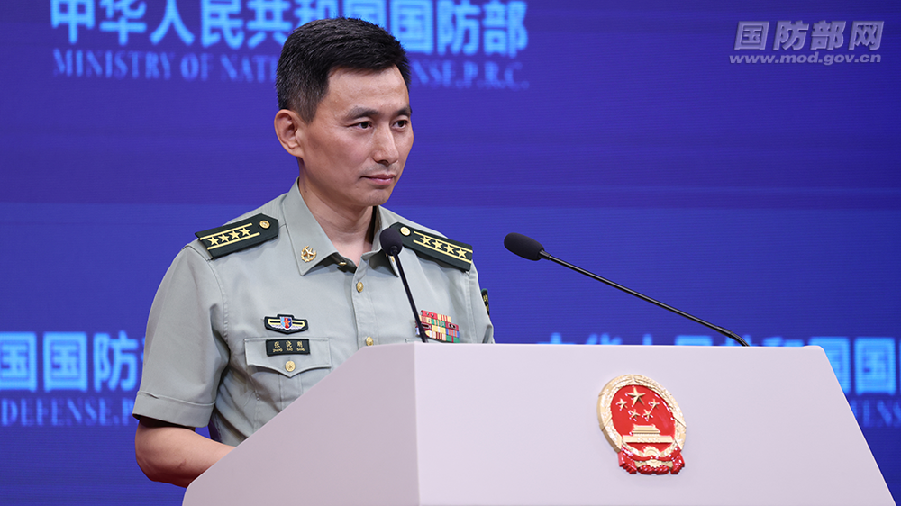 国防部：美方不要总是为自己臆想“强大的敌人”