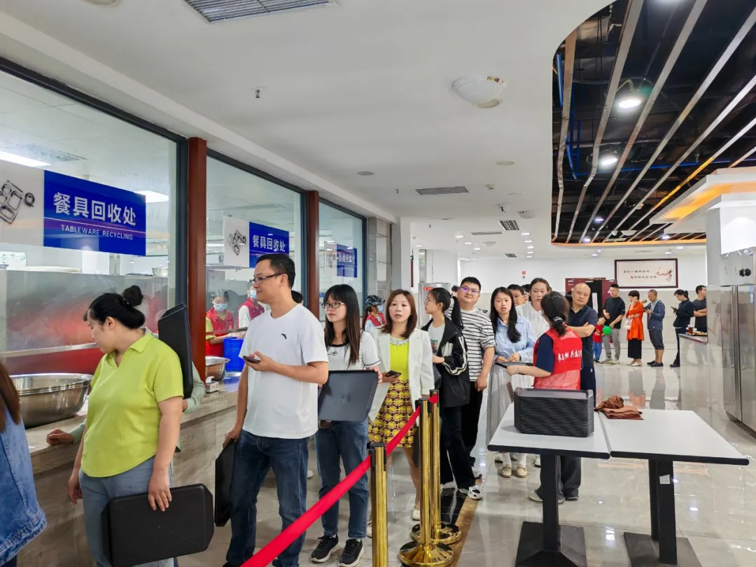 多地机关食堂端午假期面向社会开放：荣昌、赤壁等地推出“六一”套餐