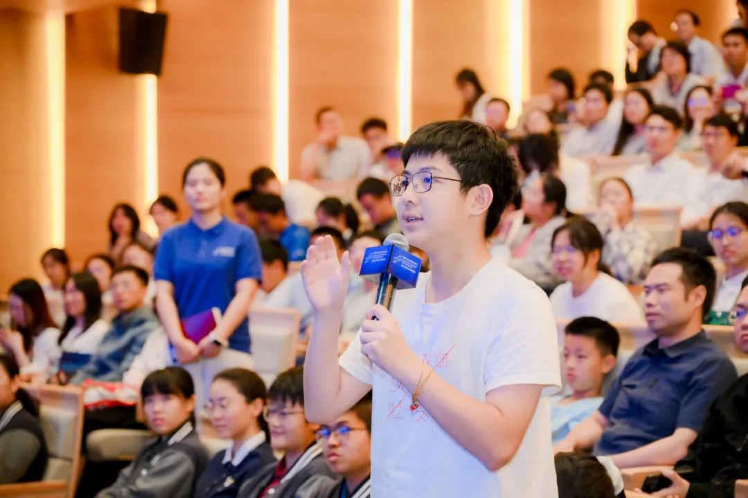 复旦大学法医学与法庭科学学院成立,李昌钰受聘为名誉教授