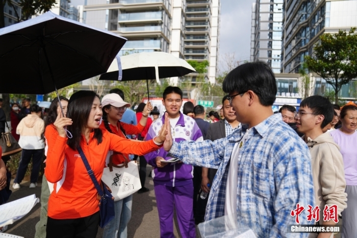 全国多地高考今日结束,考后要警惕“高价辅导”陷阱
