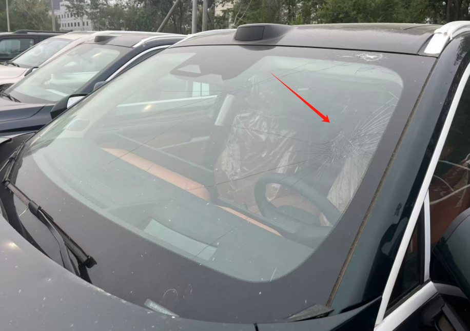 “冰雹车”降价促销?记者探访:“无痕修复”后仍有瑕疵