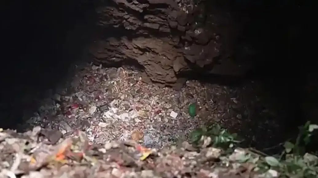 工人日报社评：溶洞成“垃圾洞”给地方生态环境监管敲响警钟