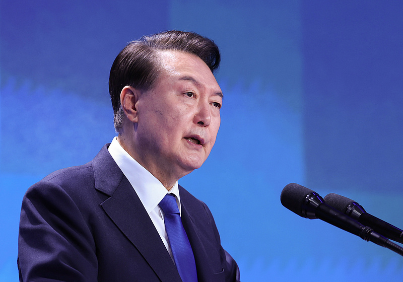 韩国警方向前总统尹锡悦发出传唤调查要求