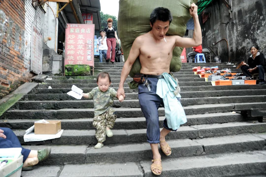 “棒棒”冉光辉和儿子，有了新合影