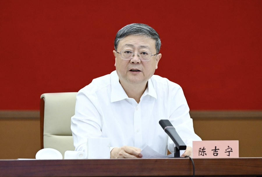 走在前列、作好表率!陈吉宁调研市公安局新质战斗力提升工作