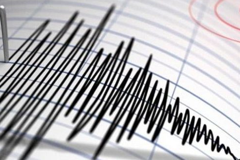 伊朗塞姆南省发生5.5级地震，多地有震感