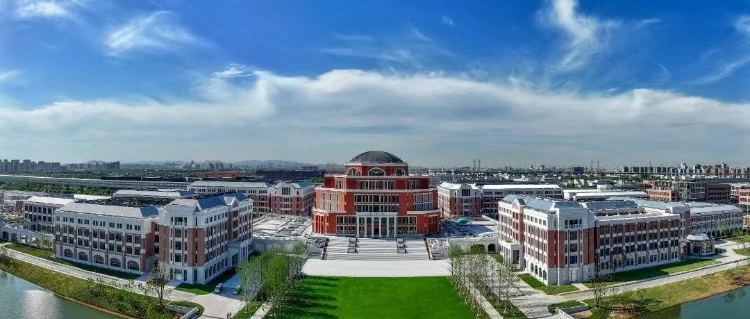 光明网评论员：学费减免，信息不妨更透明