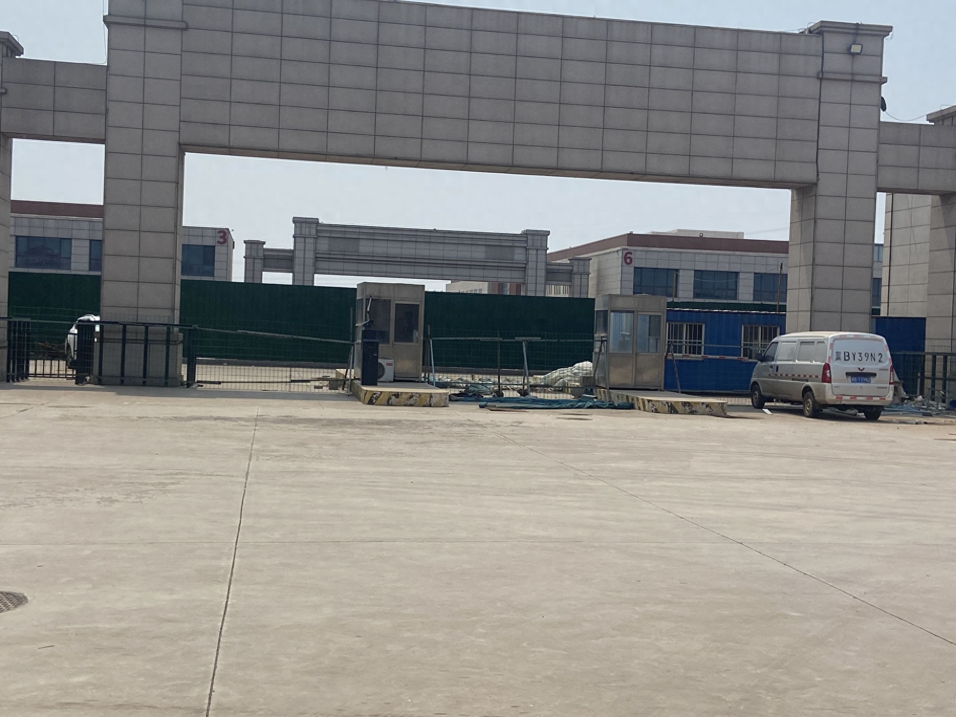 部分项目已成“空城”，首衡农批市场“圈地模式”引质疑