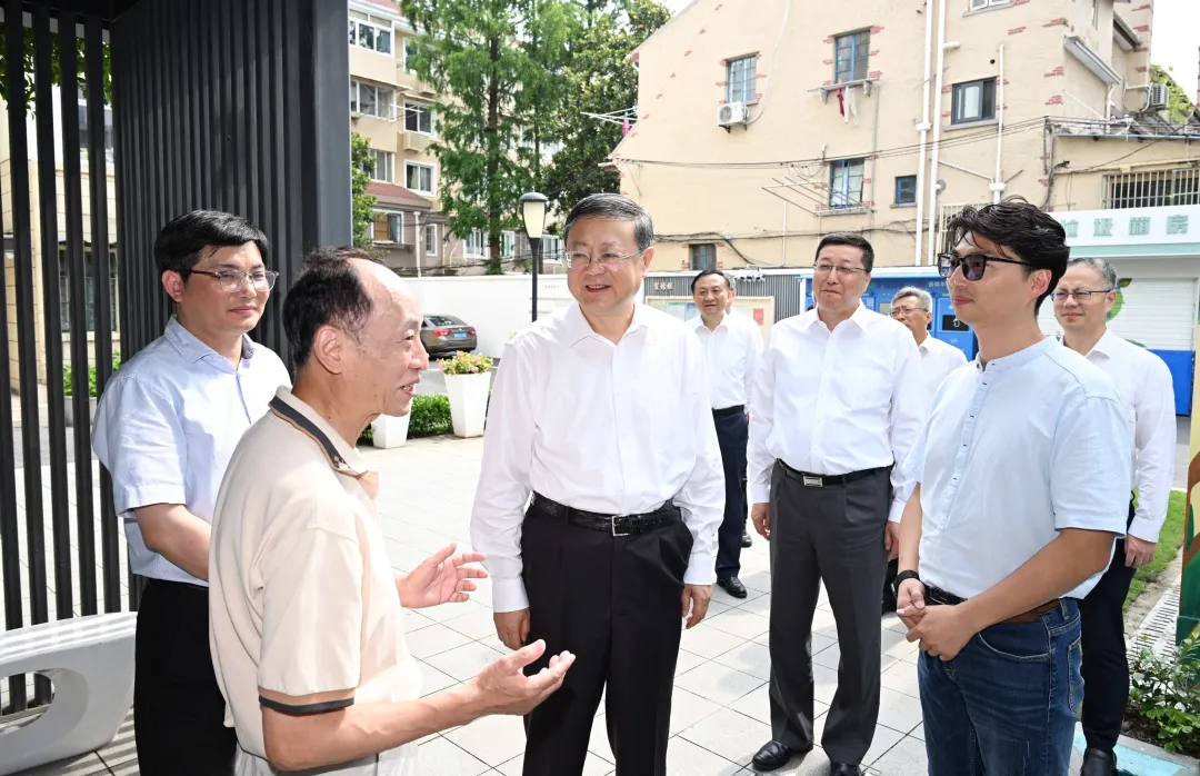 坚决打好攻坚战，更好造福于民！围绕党建引领物业治理，陈吉宁开展专题调研
