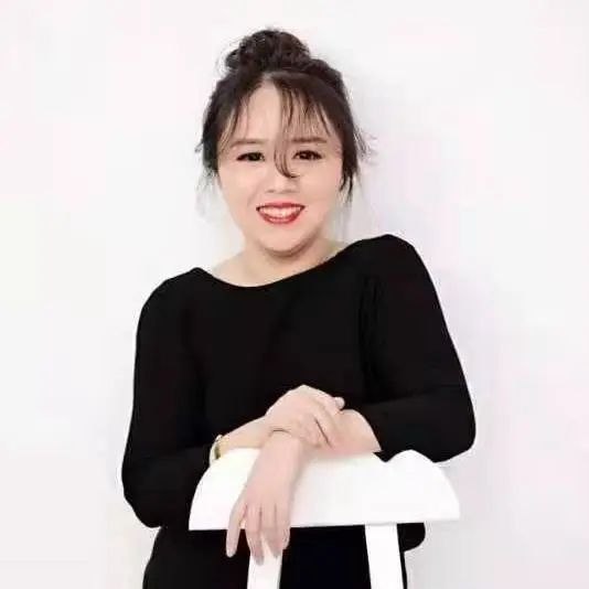 戴上耳机游南通：文能做卷子，武能踢足球