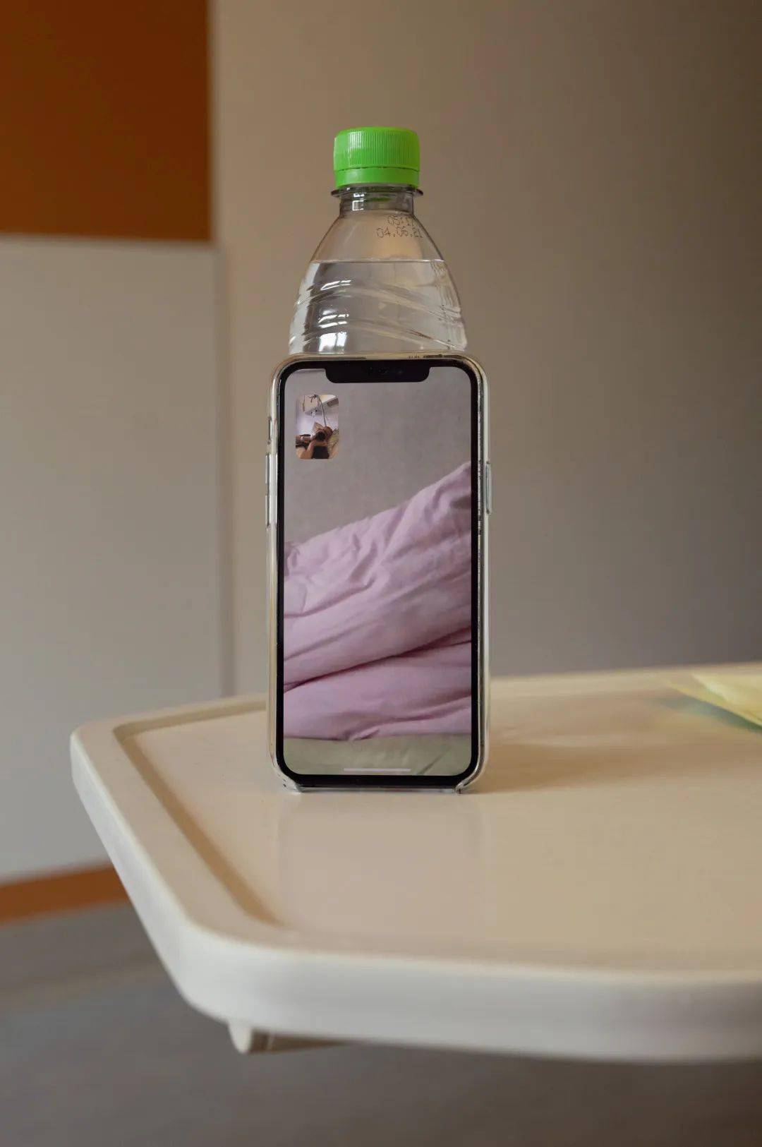 蓬皮杜闭馆修缮前最后一展：挑战摄影边界的提尔曼斯