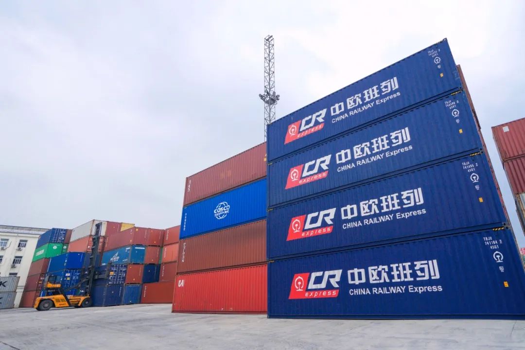 铁路暑期运输将于7月1日启动,预计发送旅客9.53亿人次 第5张 铁路暑期运输将于7月1日启动,预计发送旅客9.53亿人次 第5张
