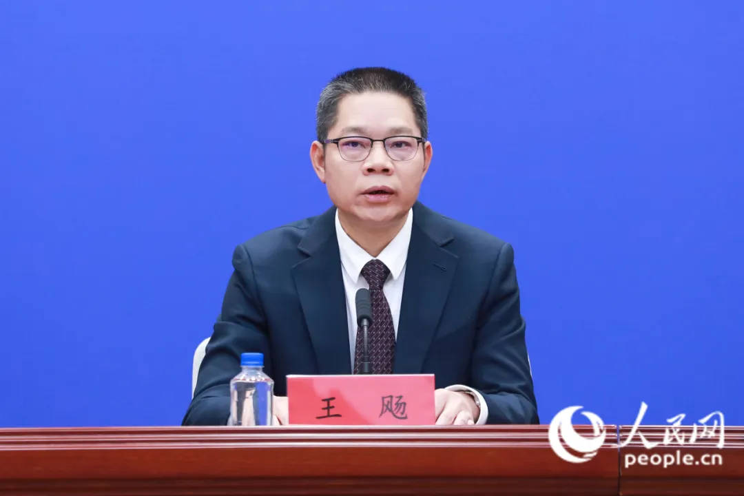 福建省教育厅副厅长王飏调任中国海峡人才市场副总经理