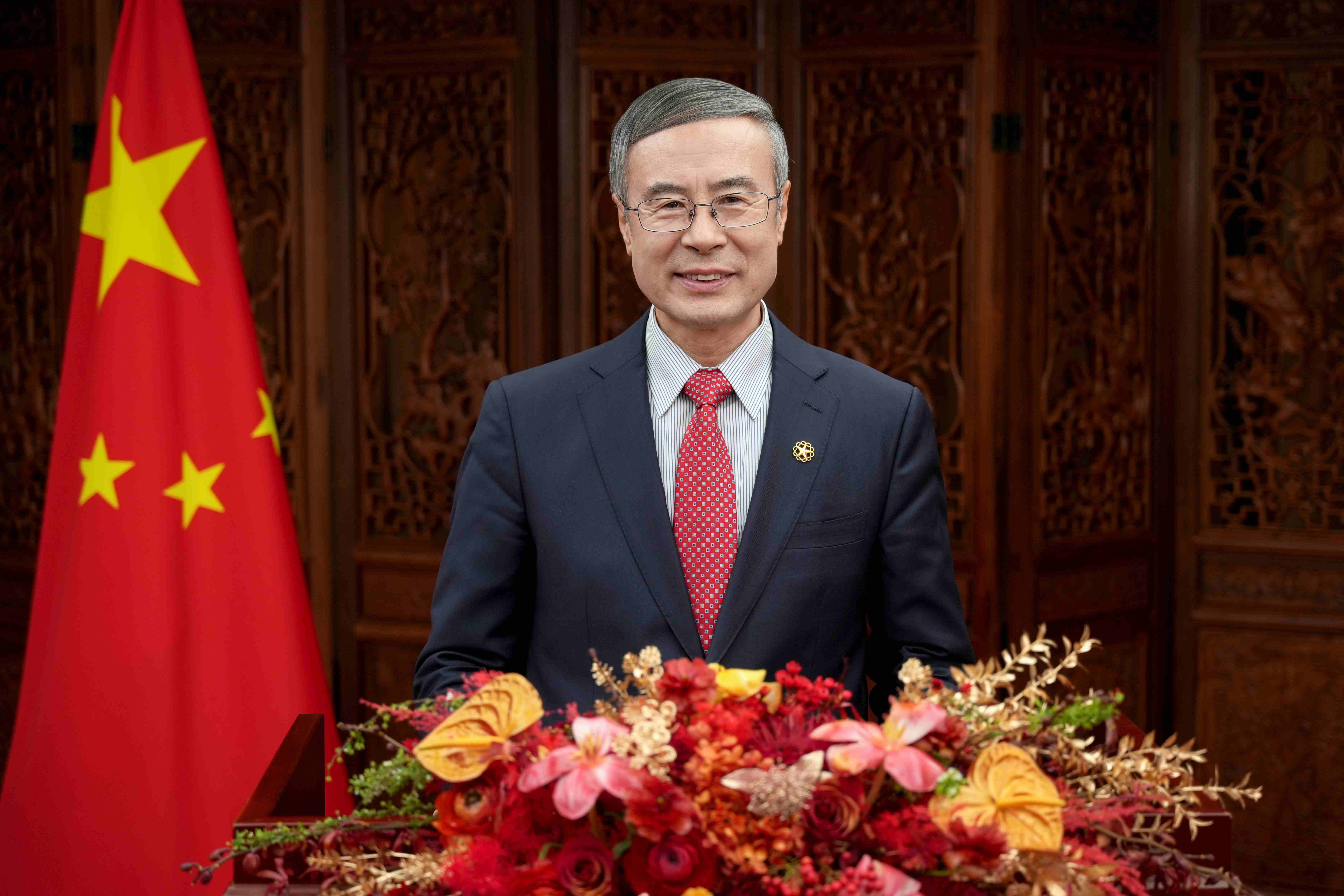 万立骏已不再担任中国侨联党组书记