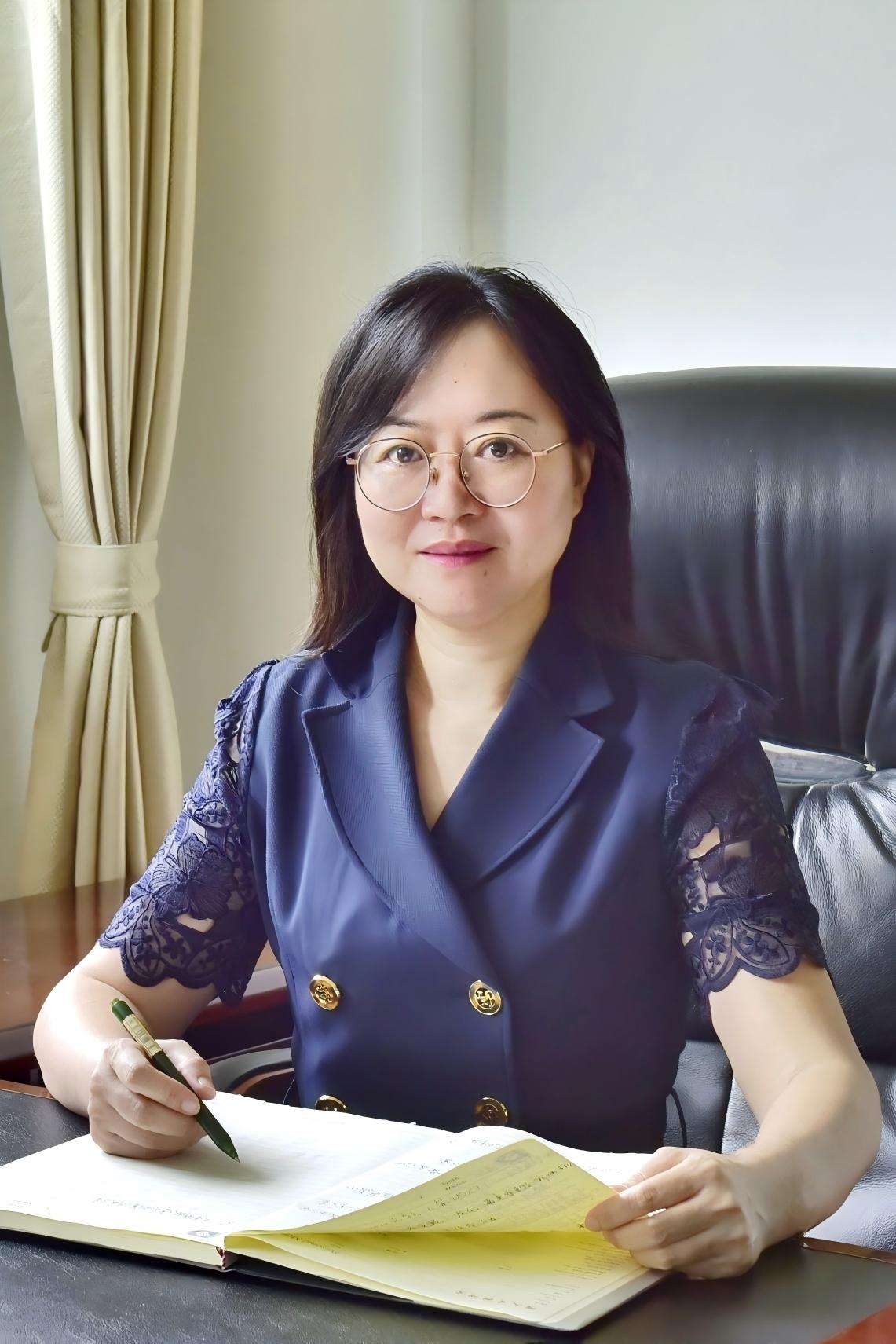 贵州财经大学副校长肖小虹履新贵州商学院校长