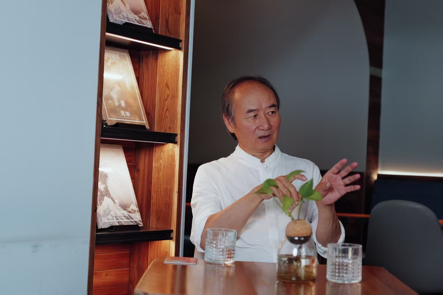 独家专访刘亮程 | 现实中有一棵树可以让他靠着