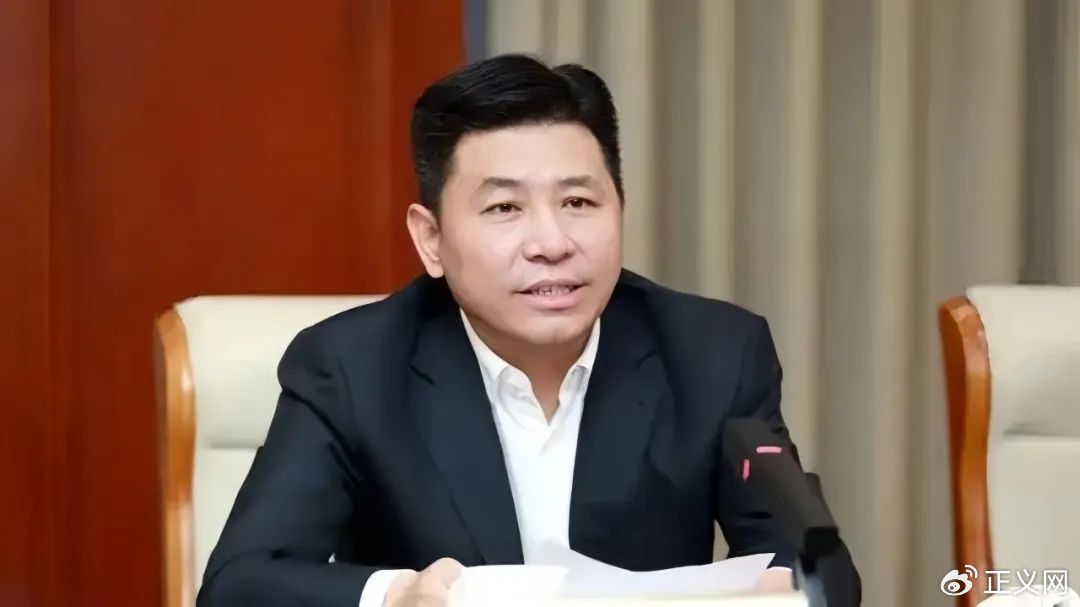 青海省委宣传部原副部长张琨明被逮捕，曾被批搞利益交换“小圈子”