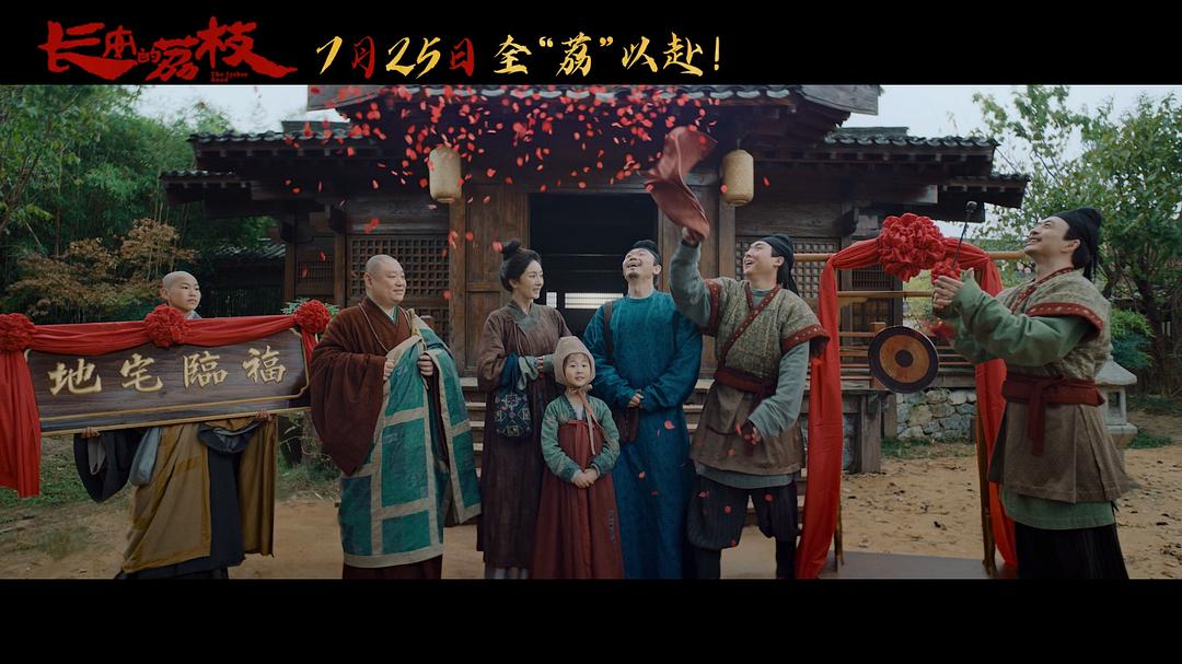 在这场大唐职场风暴中,大鹏又抓准了社会情绪