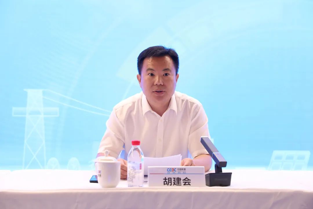 “80后”胡建会已任上海普陀区政府党组成员