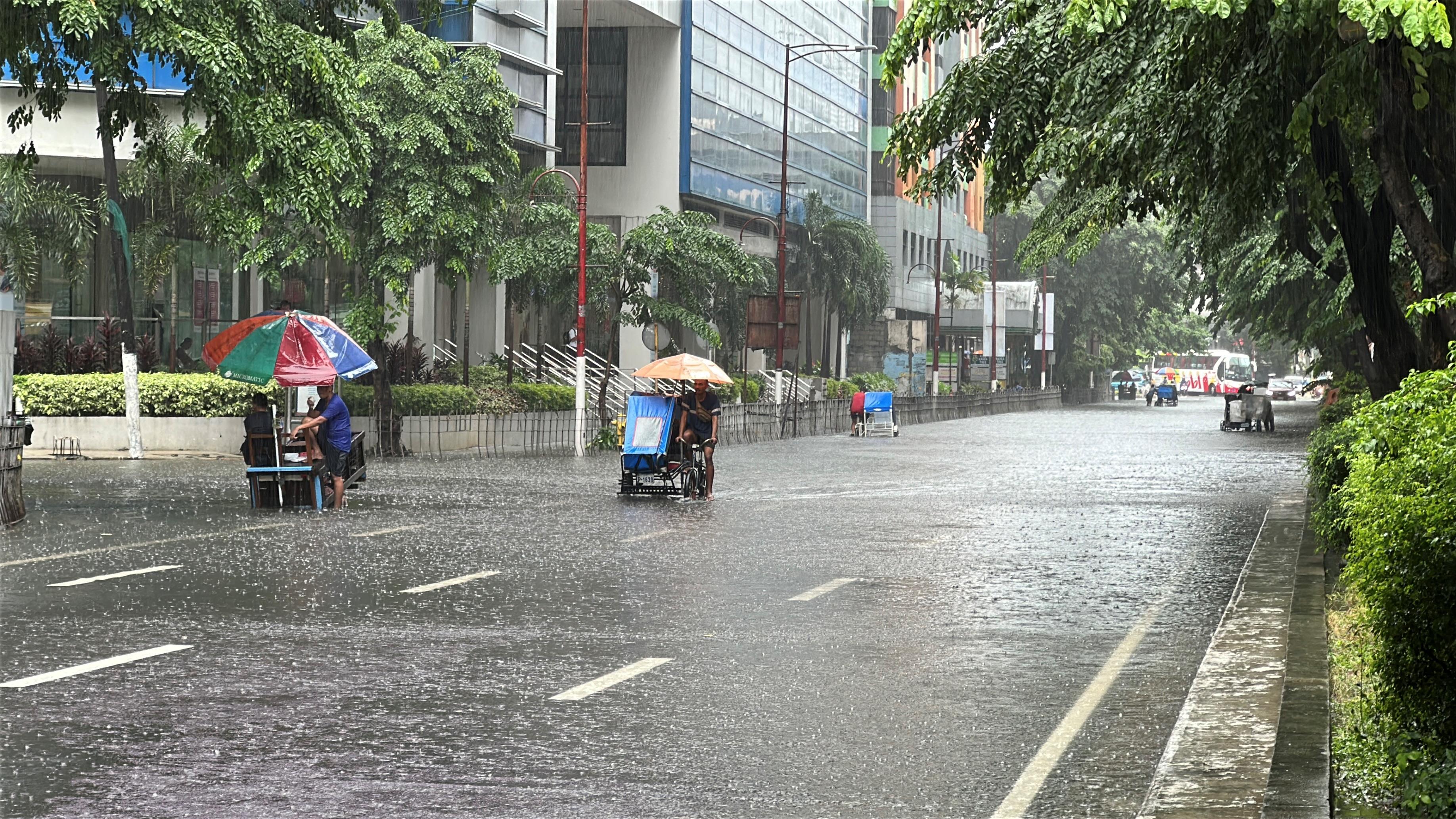 菲律宾多地暴雨成灾：已致7人遇难，超141万人受灾