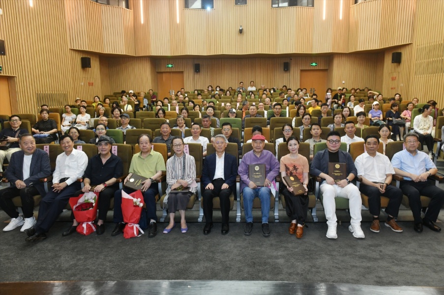 这8位上海艺术大家联袂受聘,携手成为上海“文化大使” 第4张 这8位上海艺术大家联袂受聘,携手成为上海“文化大使” 第4张