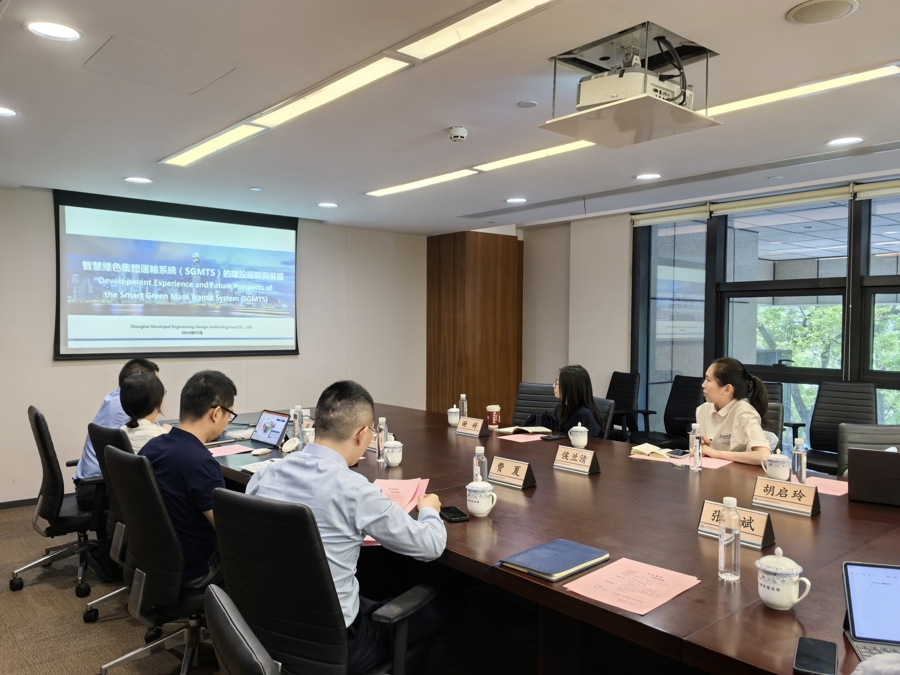 香港公务员体验上海公务员工作：服务民众目标一致，互学互鉴