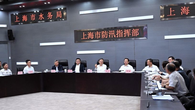 用心用情用力守护好城市安全、市民平安！陈吉宁龚正对全市防汛防台工作再检查再调度再部署