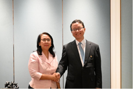 外交部亚洲司司长刘劲松分别会见柬埔寨、泰国驻华大使