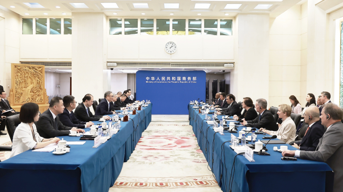 商务部部长王文涛会见美中贸易全国委员会董事会代表团