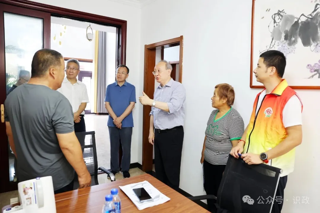 北京市委书记尹力:尽快恢复受灾地区生产生活秩序