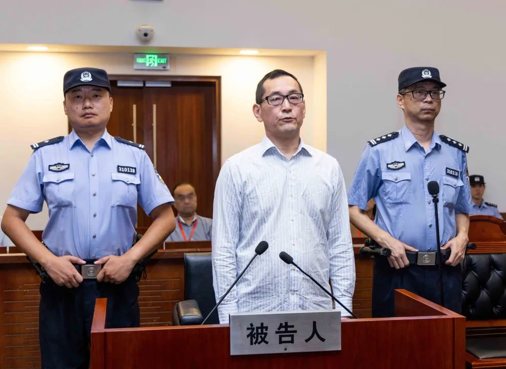 上海一中院一审公开宣判上海市国有资产监督管理委员会原党委书记、主任白廷辉受贿案