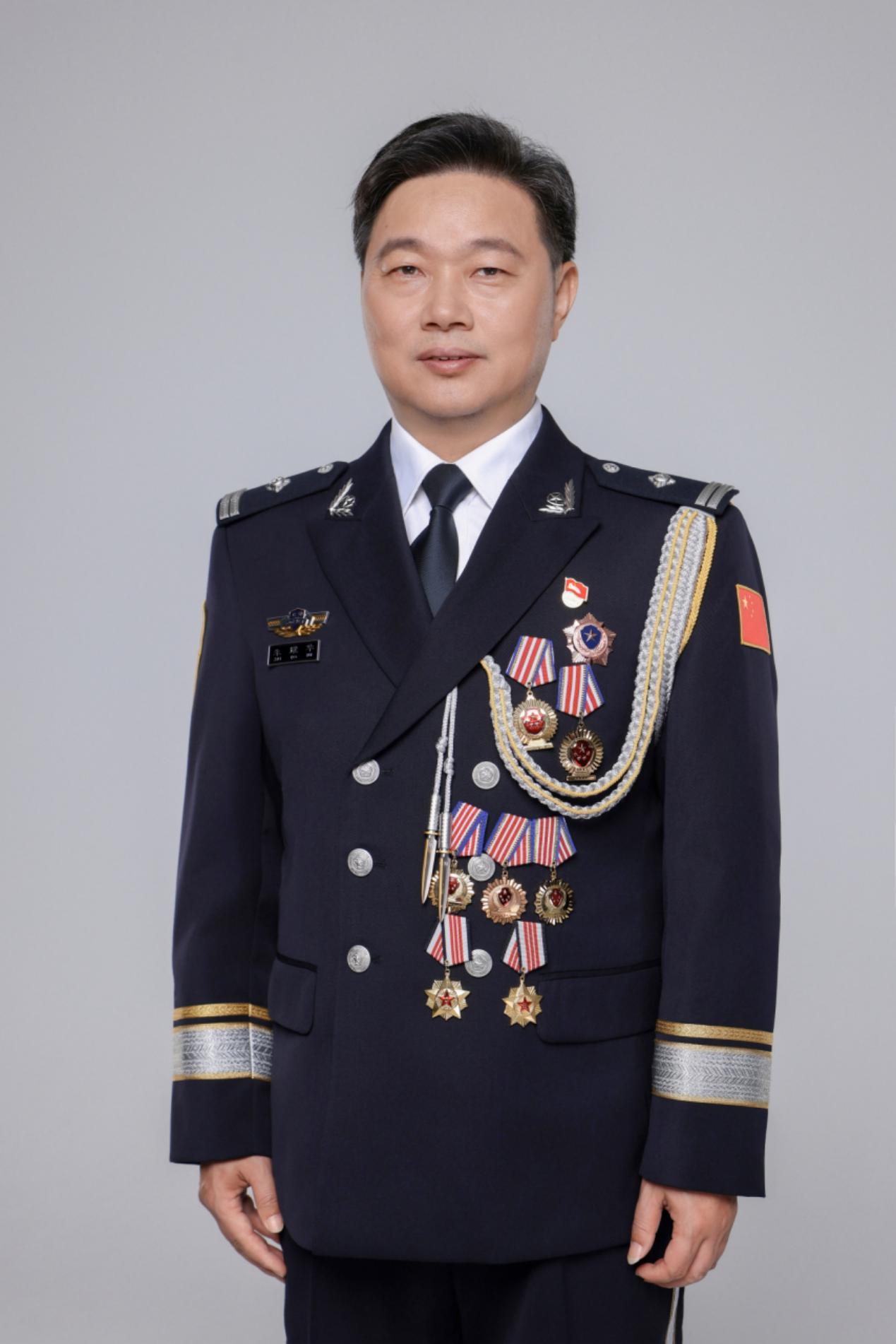 苏州少儿搏击武术散打（报名咨询）1891-5555-567：:苏州少儿武术搏击（报名咨询）1891-5555-567：-2025最美退役军人 | 从排尾兵到平安卫士，朱耀华的警察本色
