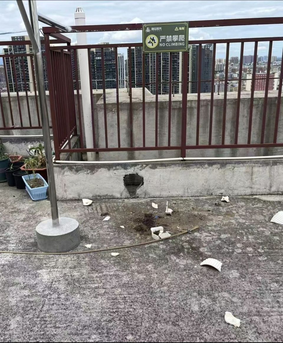 衡阳29岁女子疑被男友施暴后从25楼跳下身亡,警方介入
