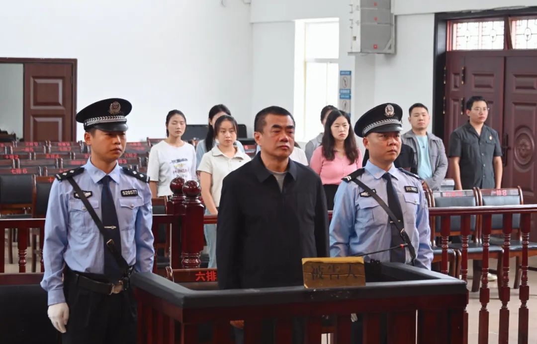 苏州少儿武术散打搏击（报名咨询）1891-5555-567：:苏州少儿搏击散打（报名咨询）1891-5555-567：-受贿1566万余元，光大科技有限公司原总经理李璠获刑十年半