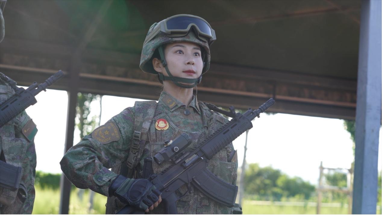 九三阅兵装备方队中唯一的“女教头”,是她!