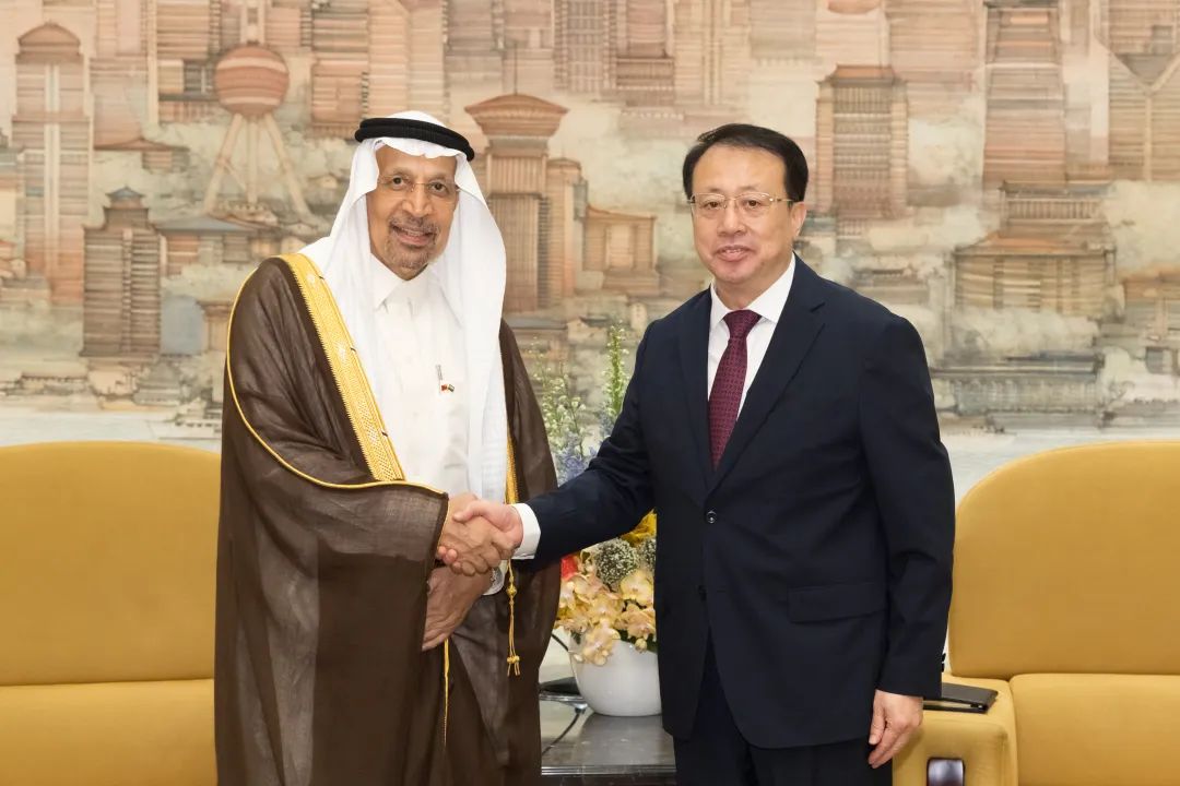 龚正会见沙特投资大臣哈立德·法利赫
