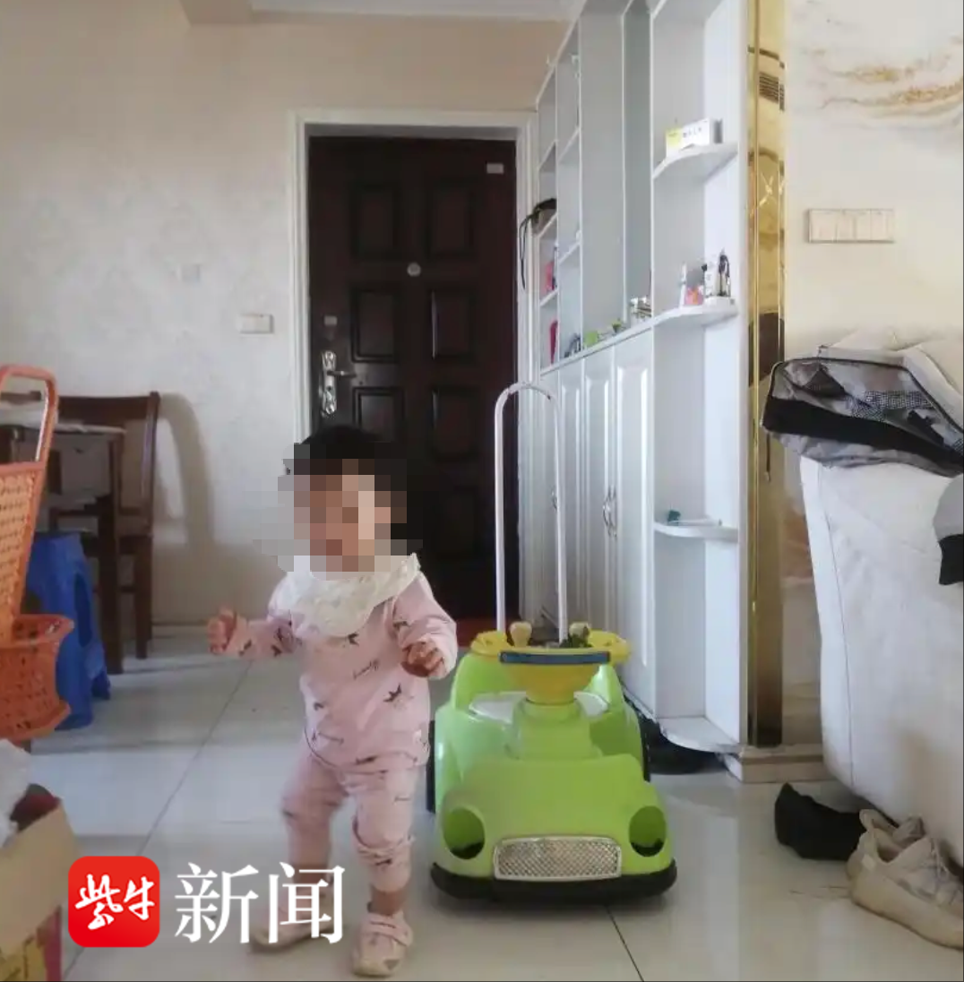 湖北孝昌3岁女童从16楼电梯走道坠亡，家属质疑窗台低、灭火器箱乱摆等