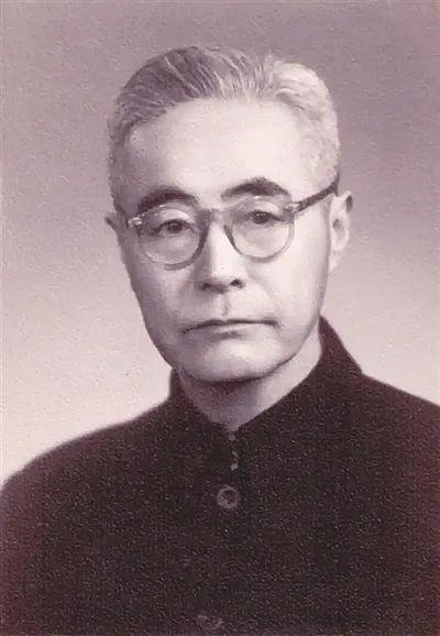 复旦史学百年︱三度任教复旦大学历史学系的顾颉刚