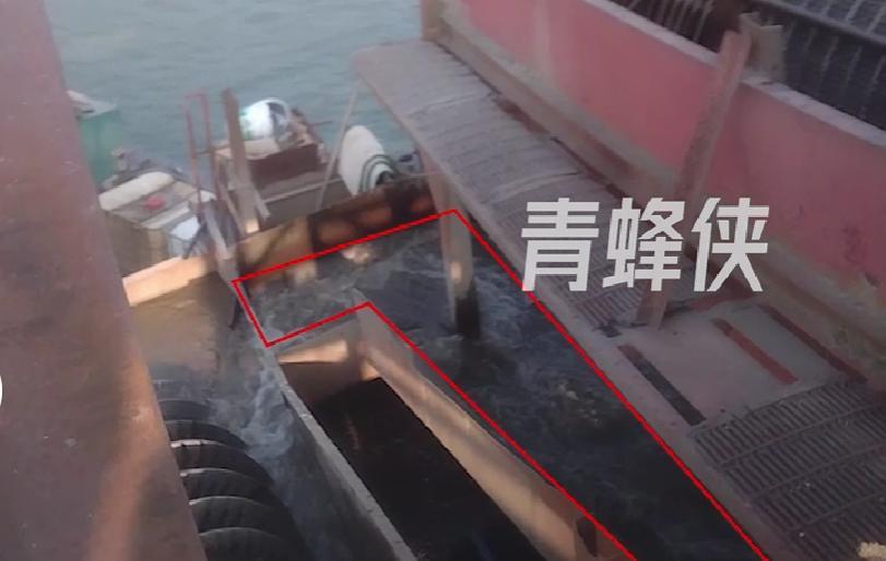 湖北十堰等地被曝“采砂船以采砂之名淘金”，郧阳区水利、环保两部门已赴现场调查