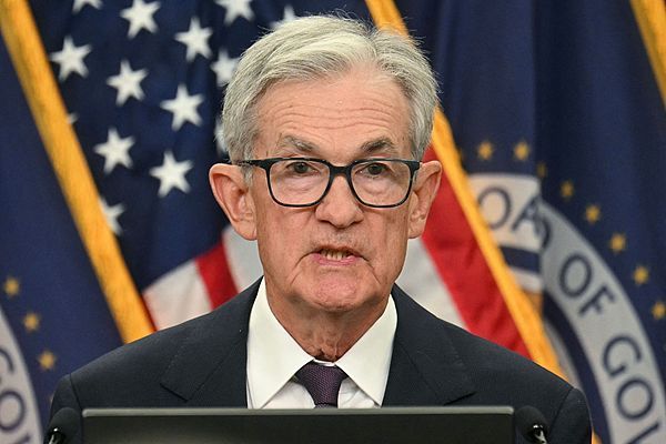 鲍威尔：美联储“坚定致力于”保持其不受政治影响的独立性