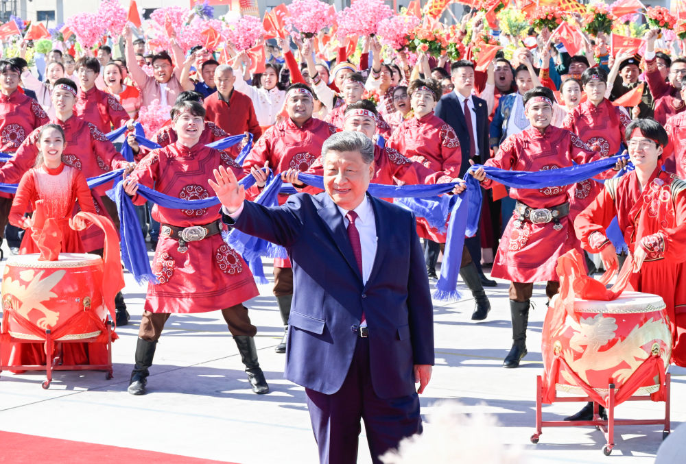 图讯丨习近平离开新疆返回北京