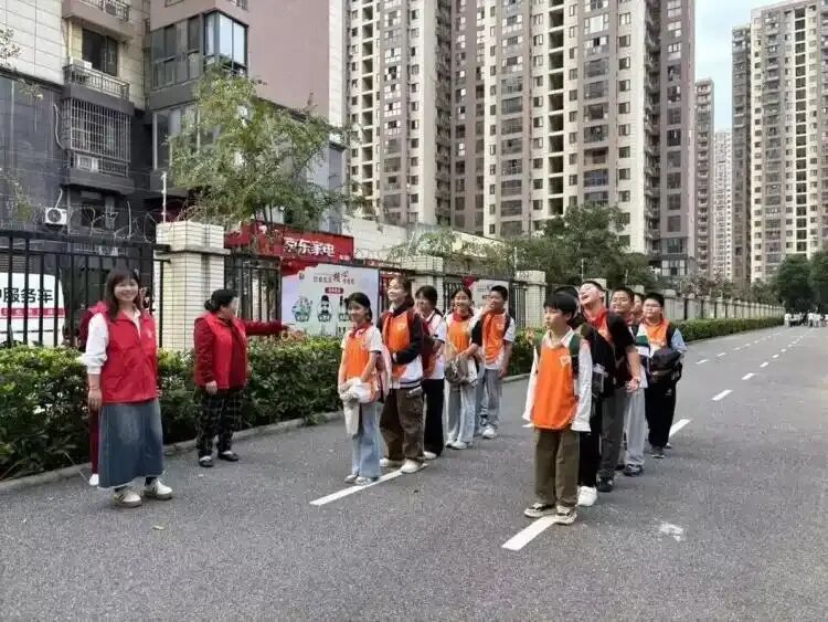 光明日报：“共享家长”来了，接娃也能互助合作？