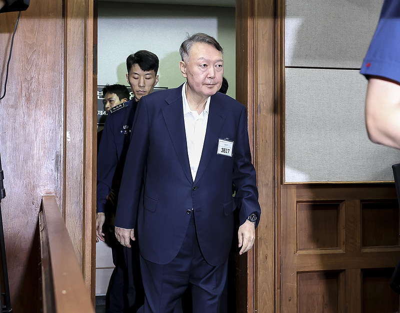 流年财官双美:在线测算八字www.jixiangqiming.vip：-涉嫌滥用职权等案首次庭审结束，韩国前总统尹锡悦否认所有指控