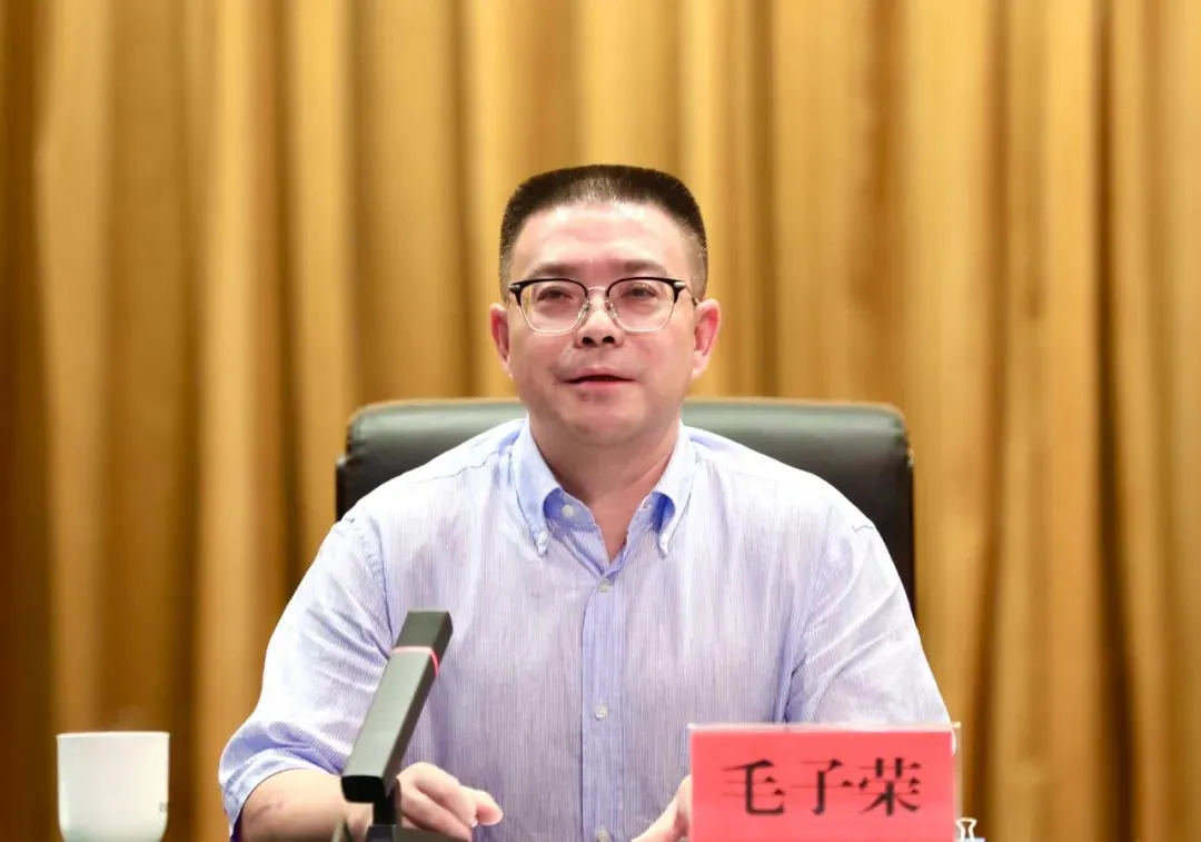 八字看意外伤害:在线测算号码www.jixiangqiming.vip：-毛子荣被罢免浙江省人大代表，曾任省审计厅厅长等职