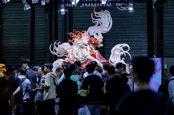 中秋国庆假期全国漫展超400场、手办炒到8000元，“二次元”究竟有何魔力？